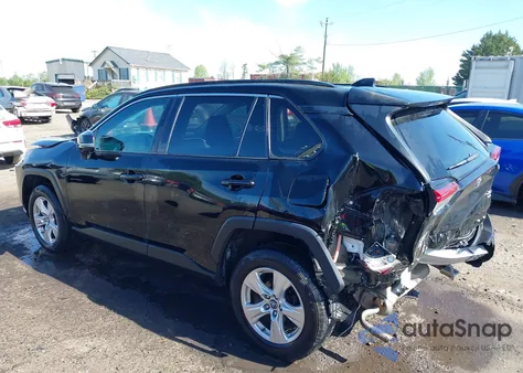 2019 Toyota Rav4 Xle z USA, uszkodzony, nr VIN 2T3P1RFV5KW039099
